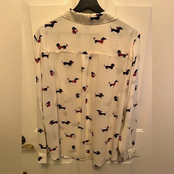 Torrid Ivory Madison Georgette Dachshund DOG Print Top Size 1 Classic Fit - Picture 7 of 9